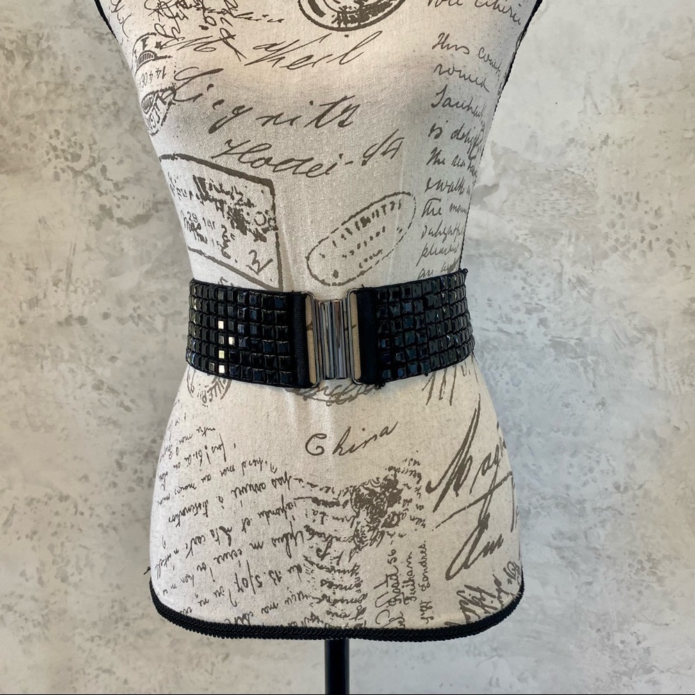 BCBG MAX AZRIA BELT - Picture 2 of 13